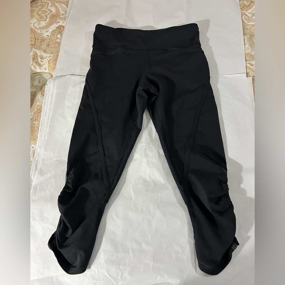 Lululemon Black Croppex Athletic Leggings